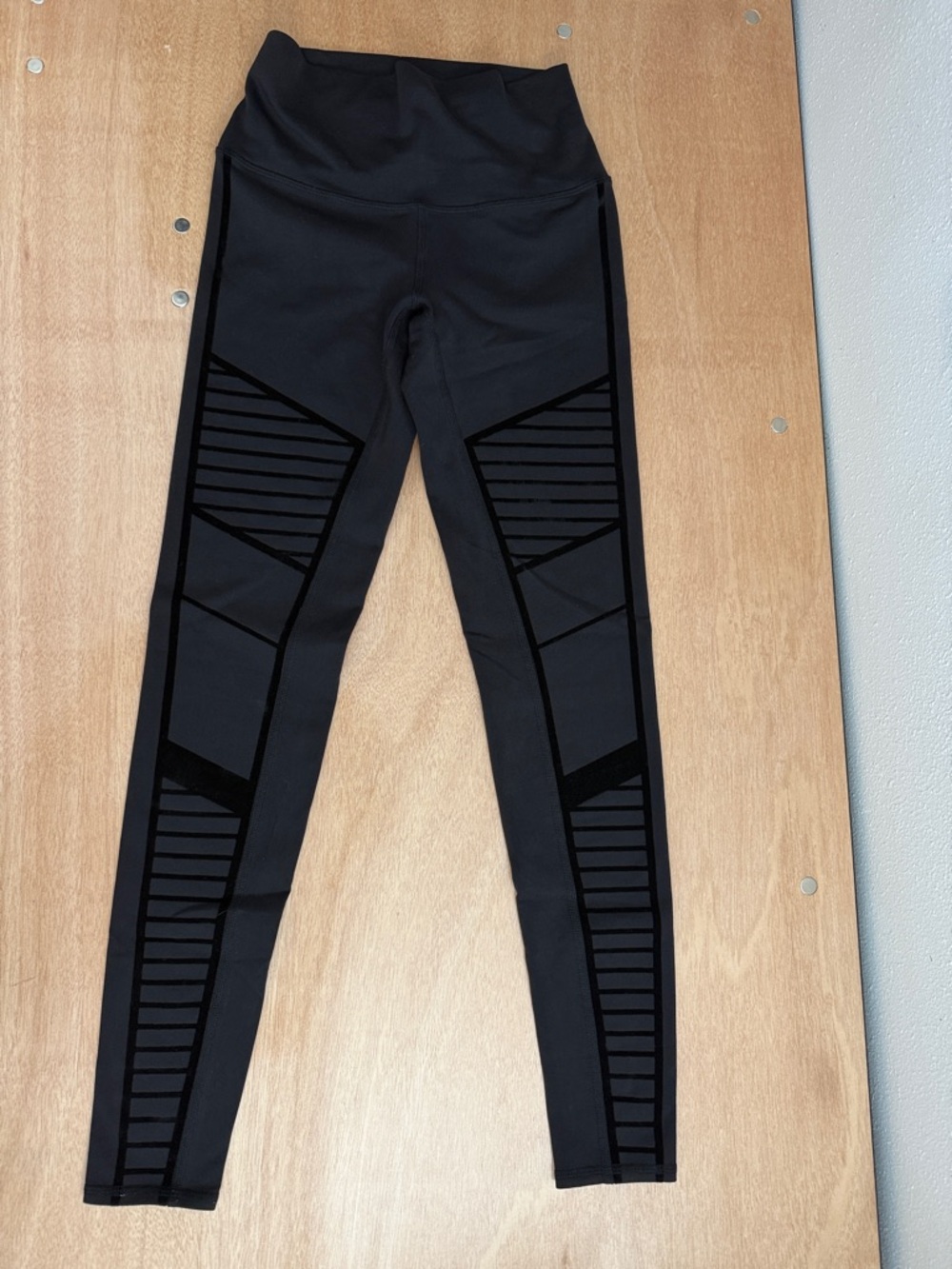 ALO Black High-Rise Leggings with Moto Velvet Panels